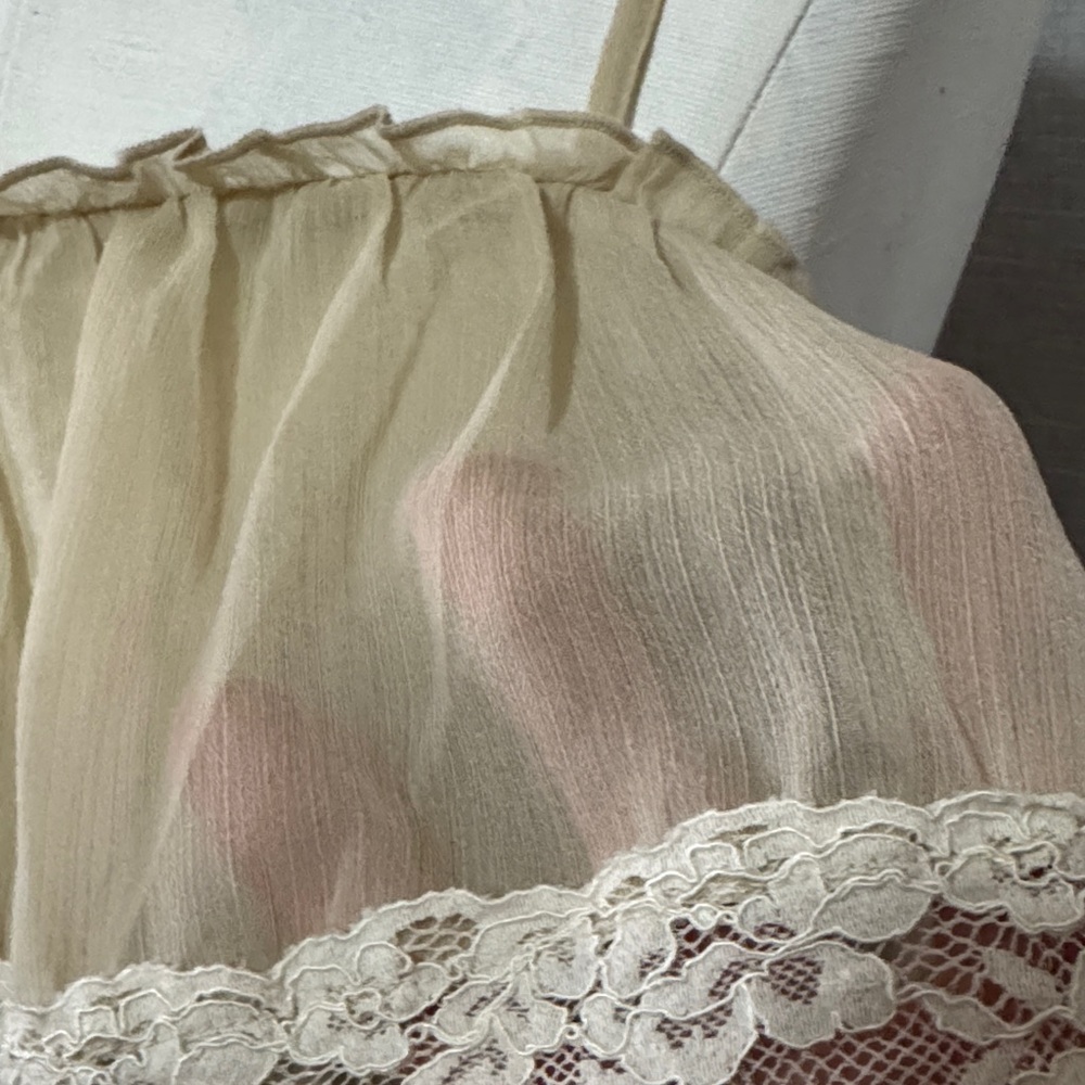 American Eagle Lace Trimmed Cropped Top-Sz M-Cream/White-Semi Sheer-Adj Straps - Picture 3 of 13